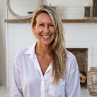 Tori McGee Holistic Realtor